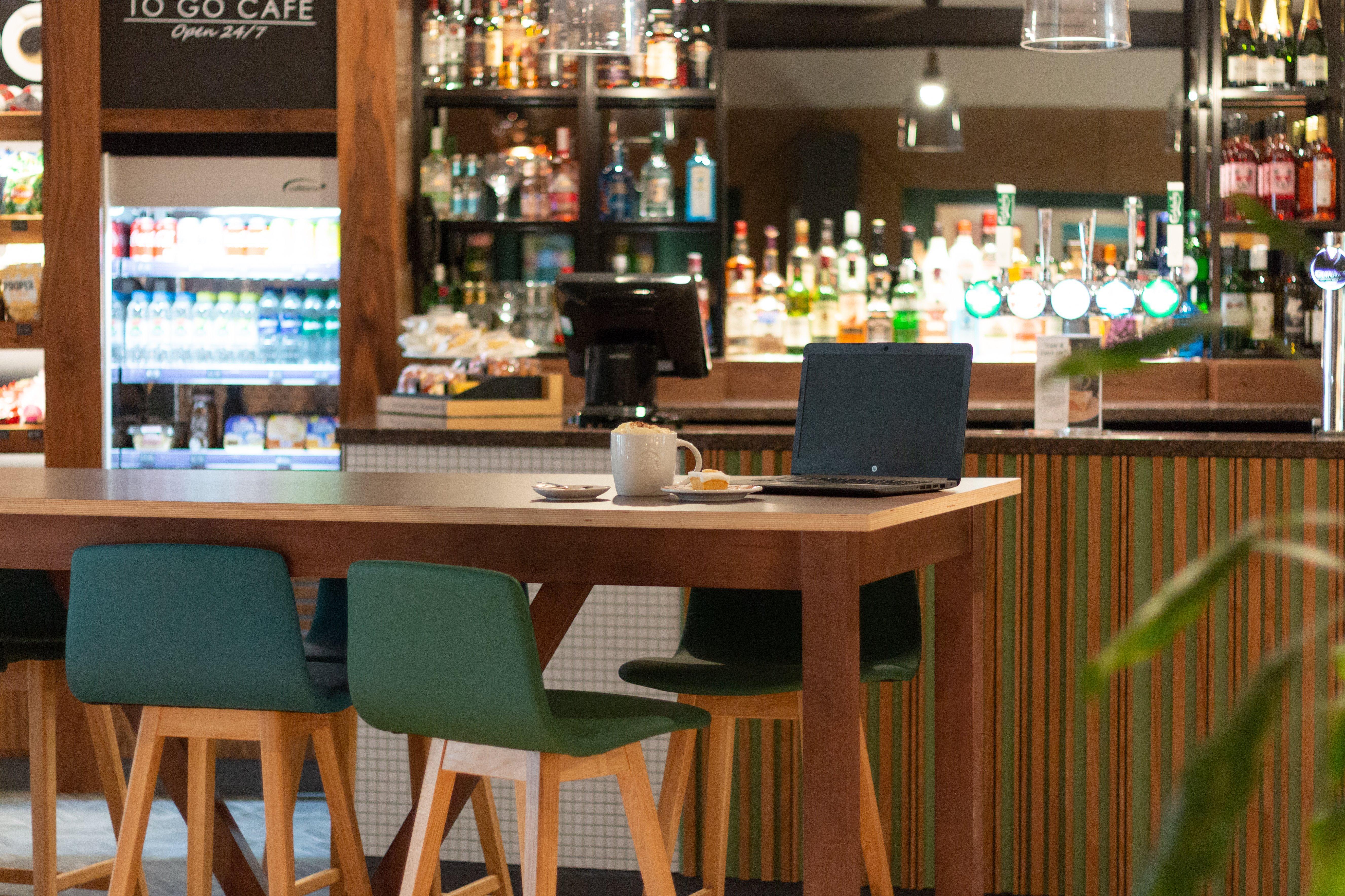 Holiday Inn Ashford - North A20 By Ihg Exterior photo