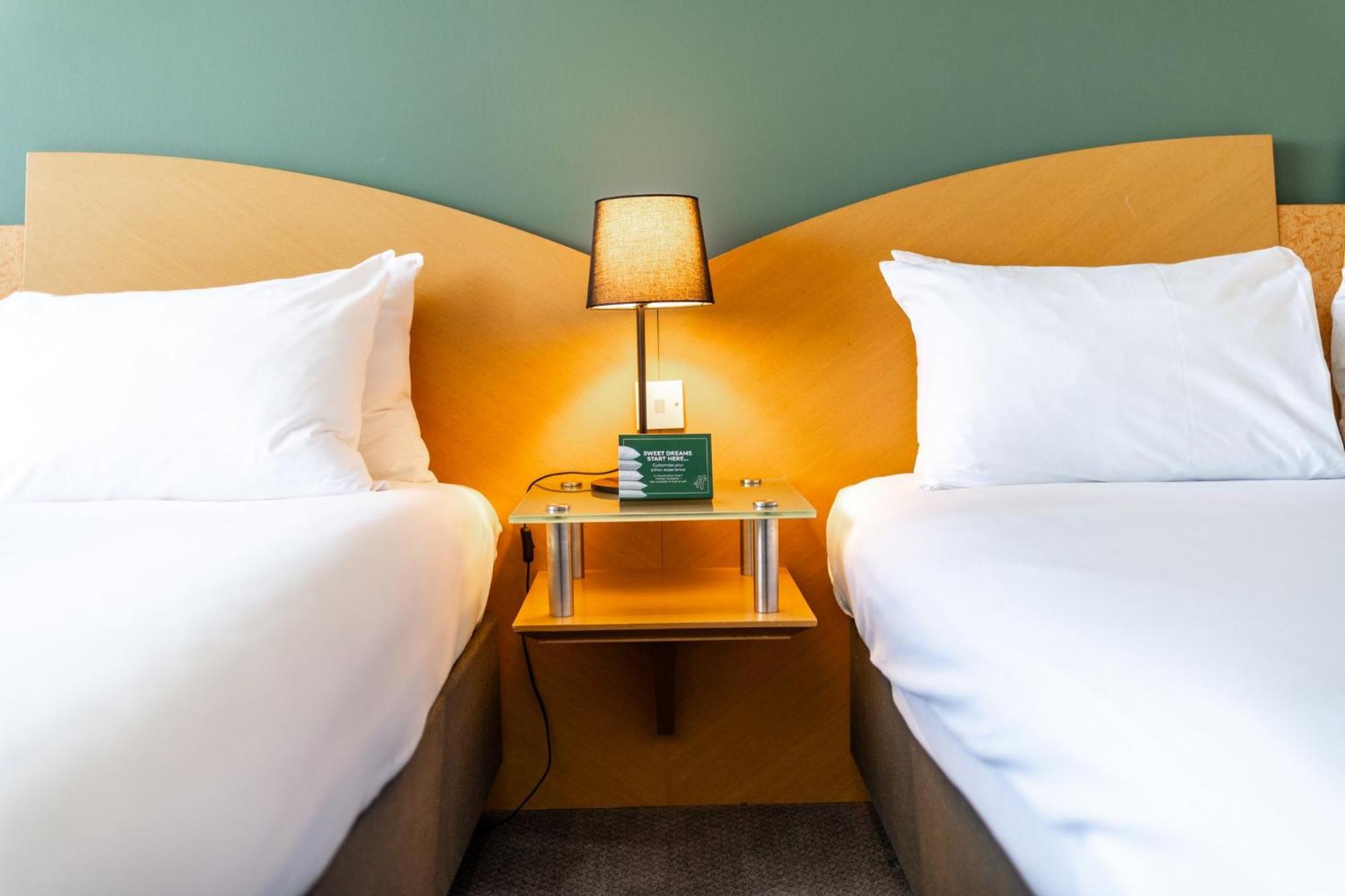 Holiday Inn Ashford - North A20 By Ihg Exterior photo