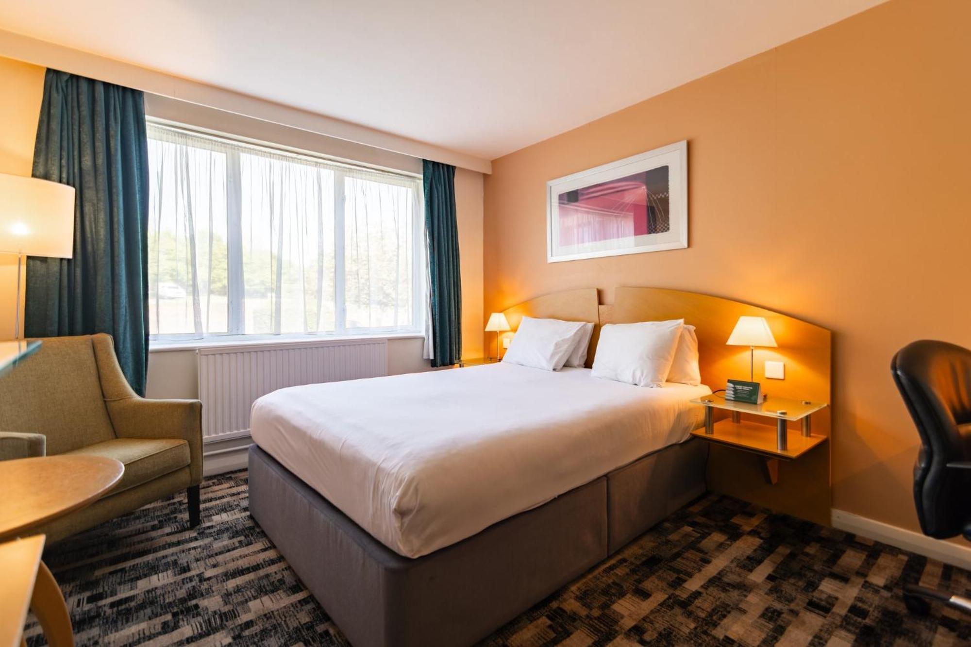Holiday Inn Ashford - North A20 By Ihg Exterior photo